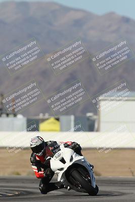 media/Jan-15-2026-Racers Edge (Thu) [[dfebeb70ab]]/3-B Group/Session 1 Turn 15/